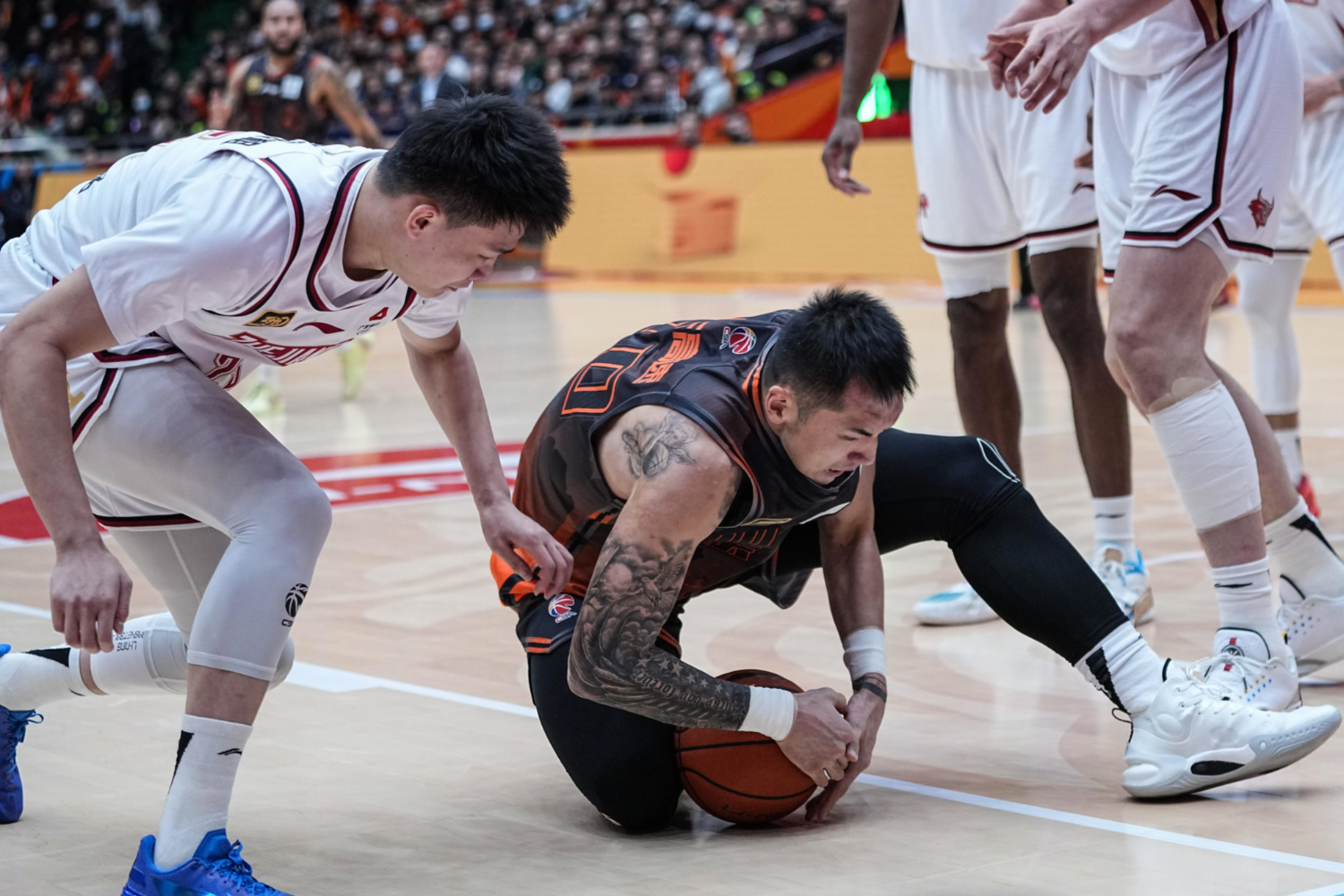 开云网址 -冲刺阶段阿森纳备战CBA常规赛，绝杀压哨细节曝光，球迷炸锅，赛季目标并未改变(契税法正式实施法定税率并未改变)