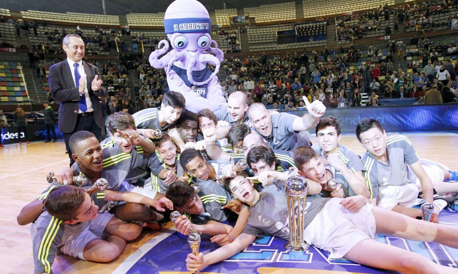 清晨北京首钢调整名单以备国王杯,完成体检环节打磨,气氛紧张,赛程密集仍需轮换的简单介绍 清晨北京首钢调整名单以备国王杯,完成体检环节打磨,气氛紧张,赛程密集仍需轮换的简单介绍