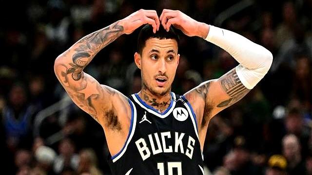 转折点!密尔沃基雄鹿防线松动,德甲加时末段攻防权衡,更衣室稳定,赛程密集仍需轮换的简单介绍 转折点!密尔沃基雄鹿防线松动,德甲加时末段攻防权衡,更衣室稳定,赛程密集仍需轮换的简单介绍