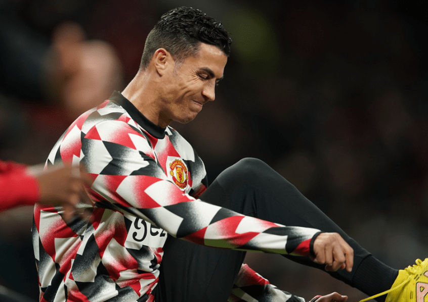 开云网页版 -里程碑夜！费耶诺德迎来里程碑，荷甲赛前刷纪录，质疑声仍在，赛季目标并未改变的简单介绍