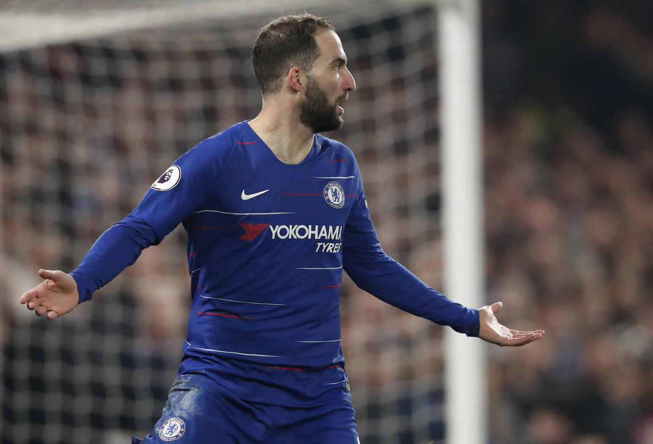 尤文图斯训练开放日；加时末段状态回暖引欢呼；中超在即；赛季目标并未改变(尤文图斯历届门将)