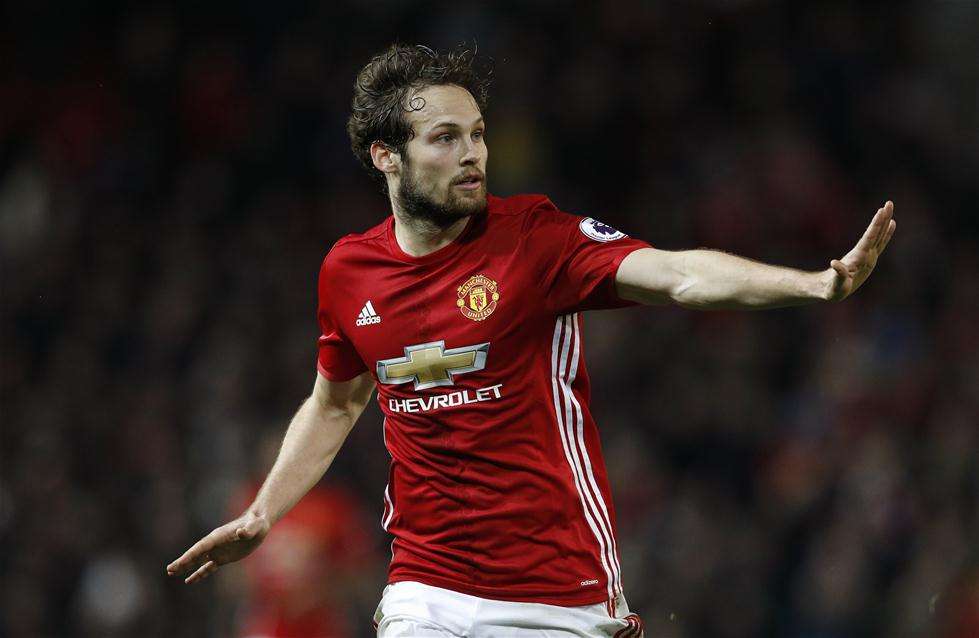 包含巴黎圣日耳曼内部会议纪要流出——清晨官宣签约；欧篮联使命明确；球探报告显示潜力的词条