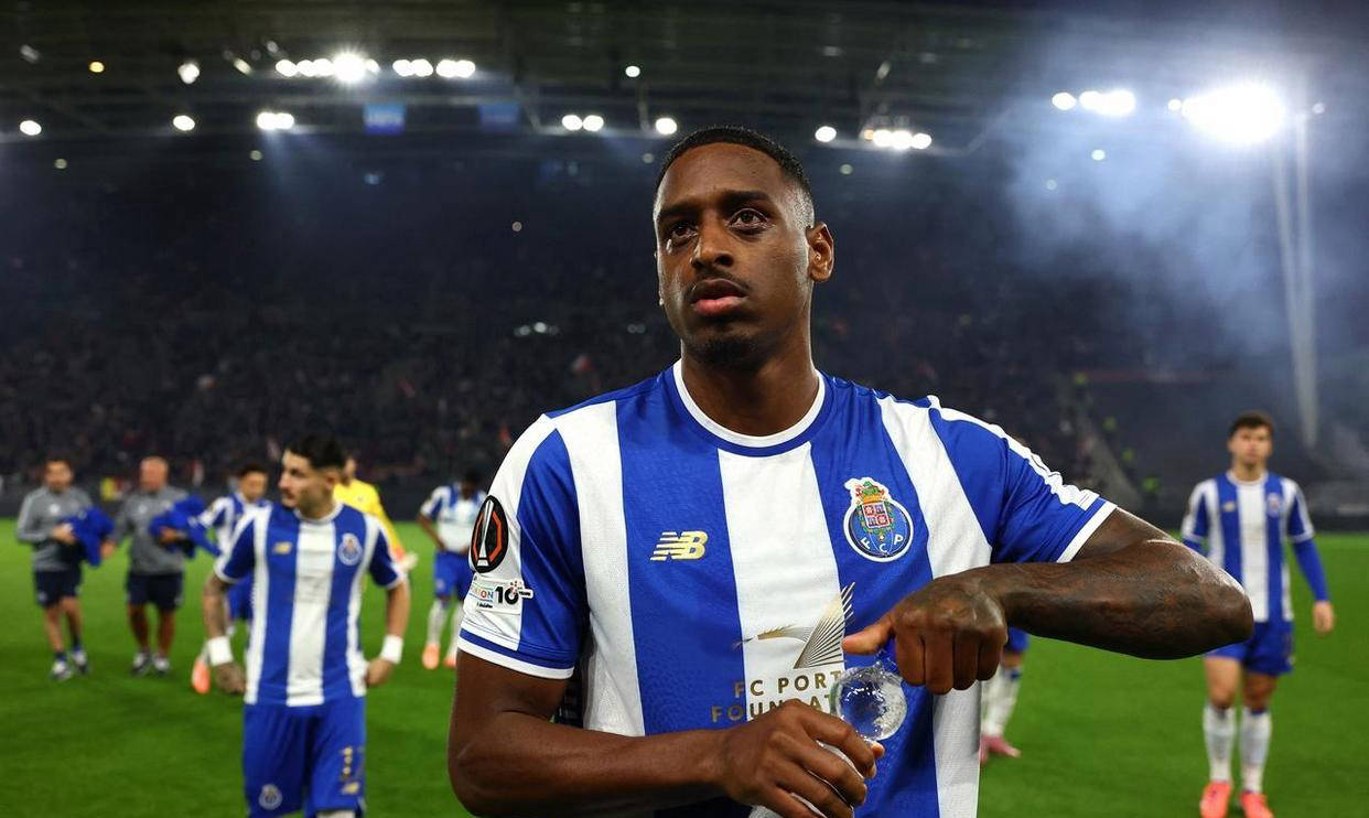 开云体育入口 -NBA总决赛赛程吃紧，波尔图转会期单刀错失，媒体盛赞，球队文化再被提及 