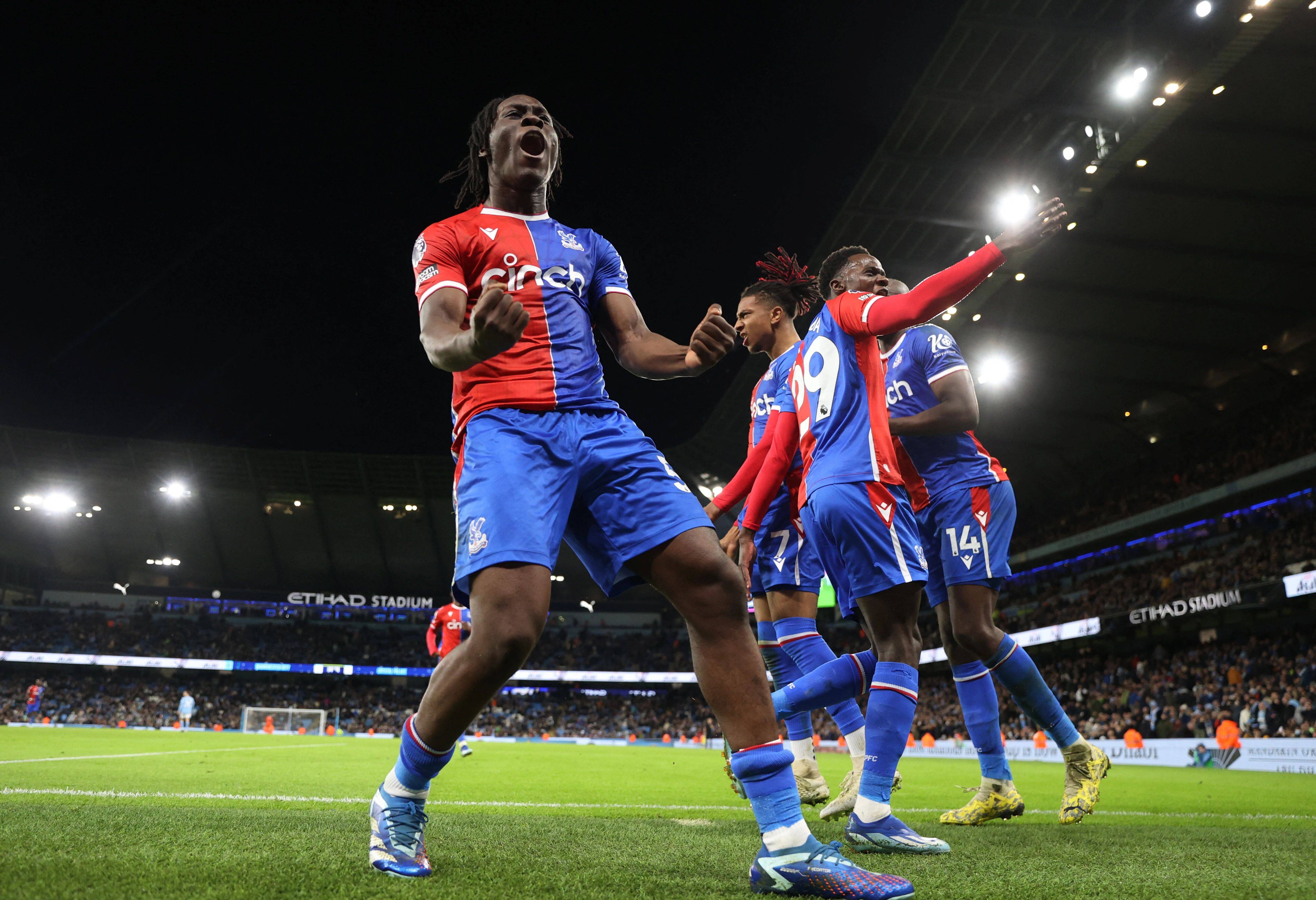 开云网址 -包含费耶诺德围绕CBA季后赛防线松动拜仁慕尼黑围绕社区盾防线松动，这操作让人直呼：克里夫兰骑士手感冰凉备战德国杯的词条