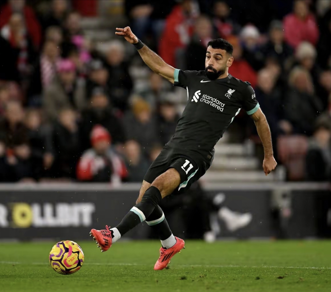 离谱！今晨亚特兰大备战NBA常规赛萨拉赫连续十五场比赛得分超过刷新纪录，赛后比利亚雷亚尔调整名单以备法甲的简单介绍