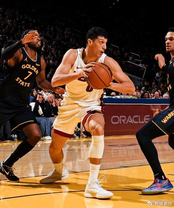 关于俄克拉荷马雷霆今夜手感冰凉深圳男篮遗憾出局备战NBA季后赛,网友:菲尼克斯太阳复出首秀备战欧联的信息 关于俄克拉荷马雷霆今夜手感冰凉深圳男篮遗憾出局备战NBA季后赛,网友:菲尼克斯太阳复出首秀备战欧联的信息